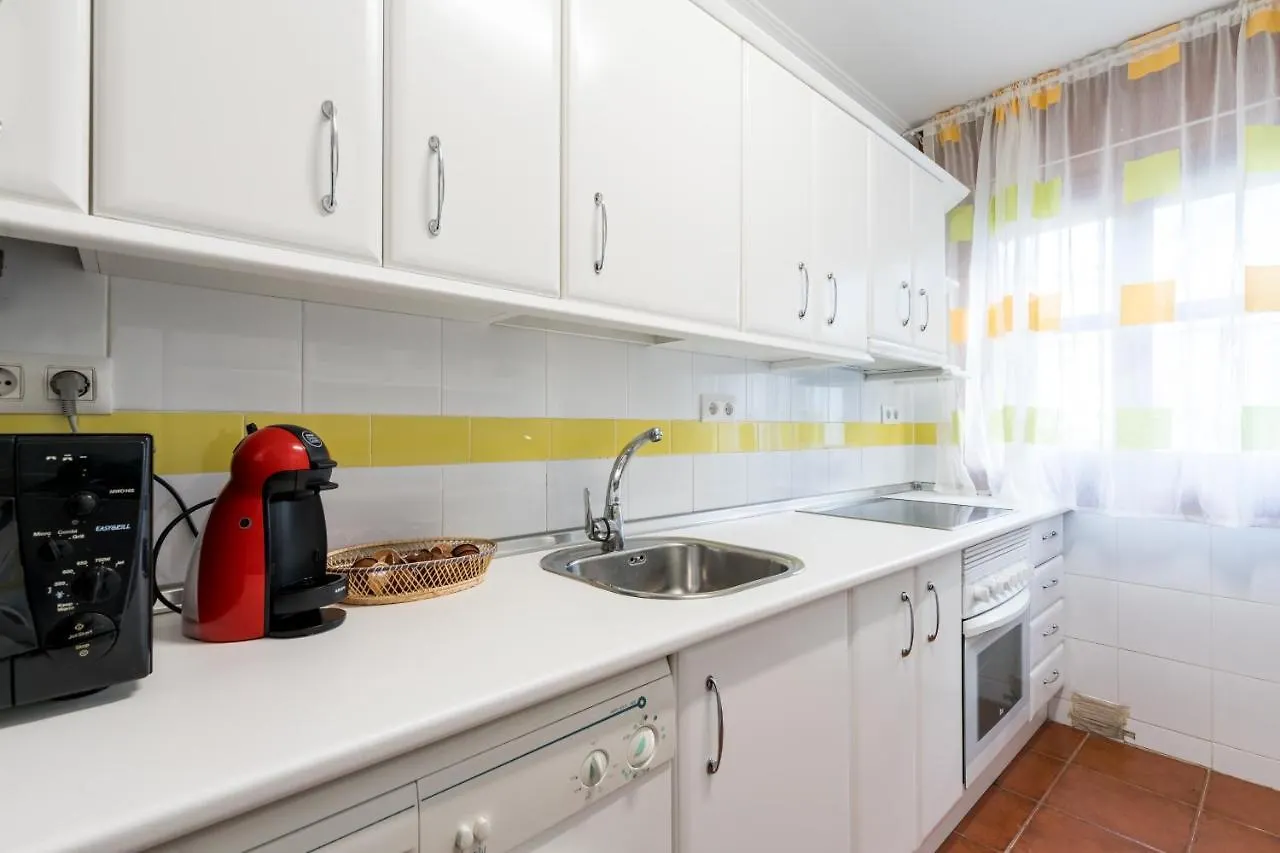 Holi-Rent Procurador Apartment Seville