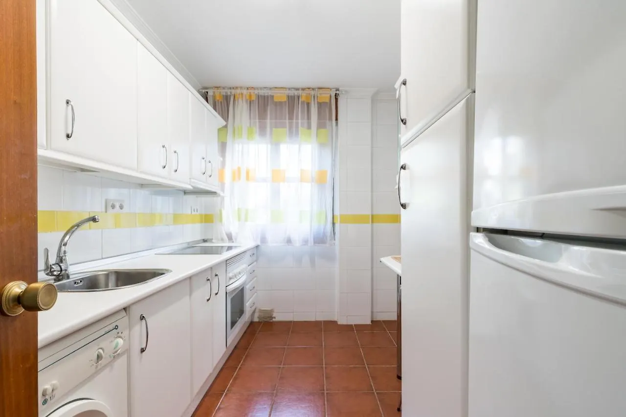 Holi-Rent Procurador Apartment Seville