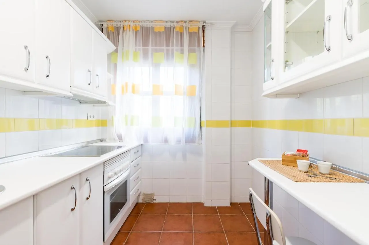 Holi-Rent Procurador Apartment Seville