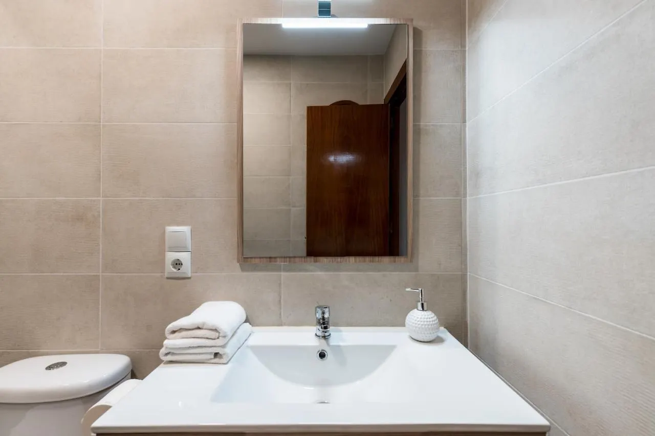 Holi-Rent Procurador Apartment Seville 0*,